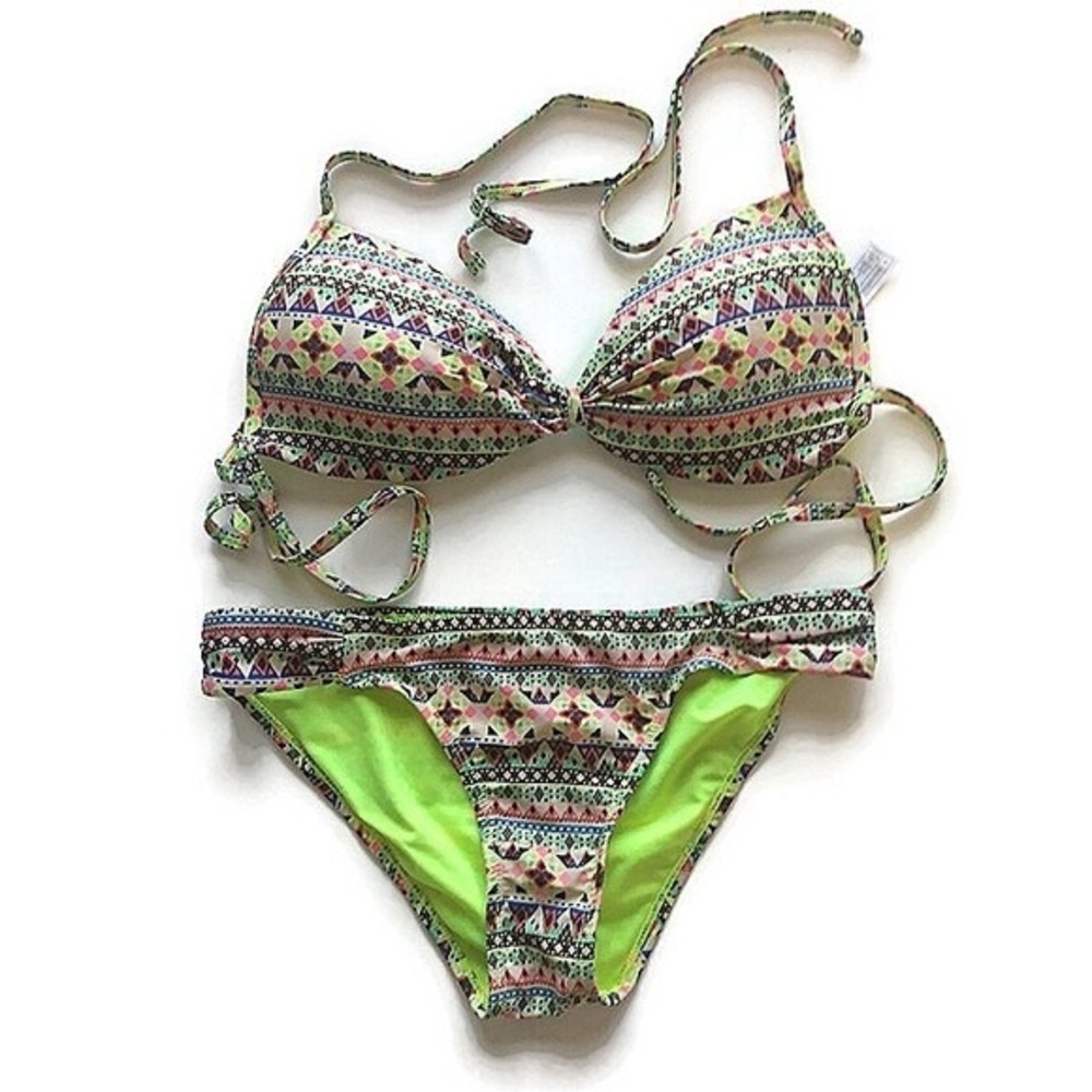 Forever 21- 2 piece Bikini swimsuit, size Large